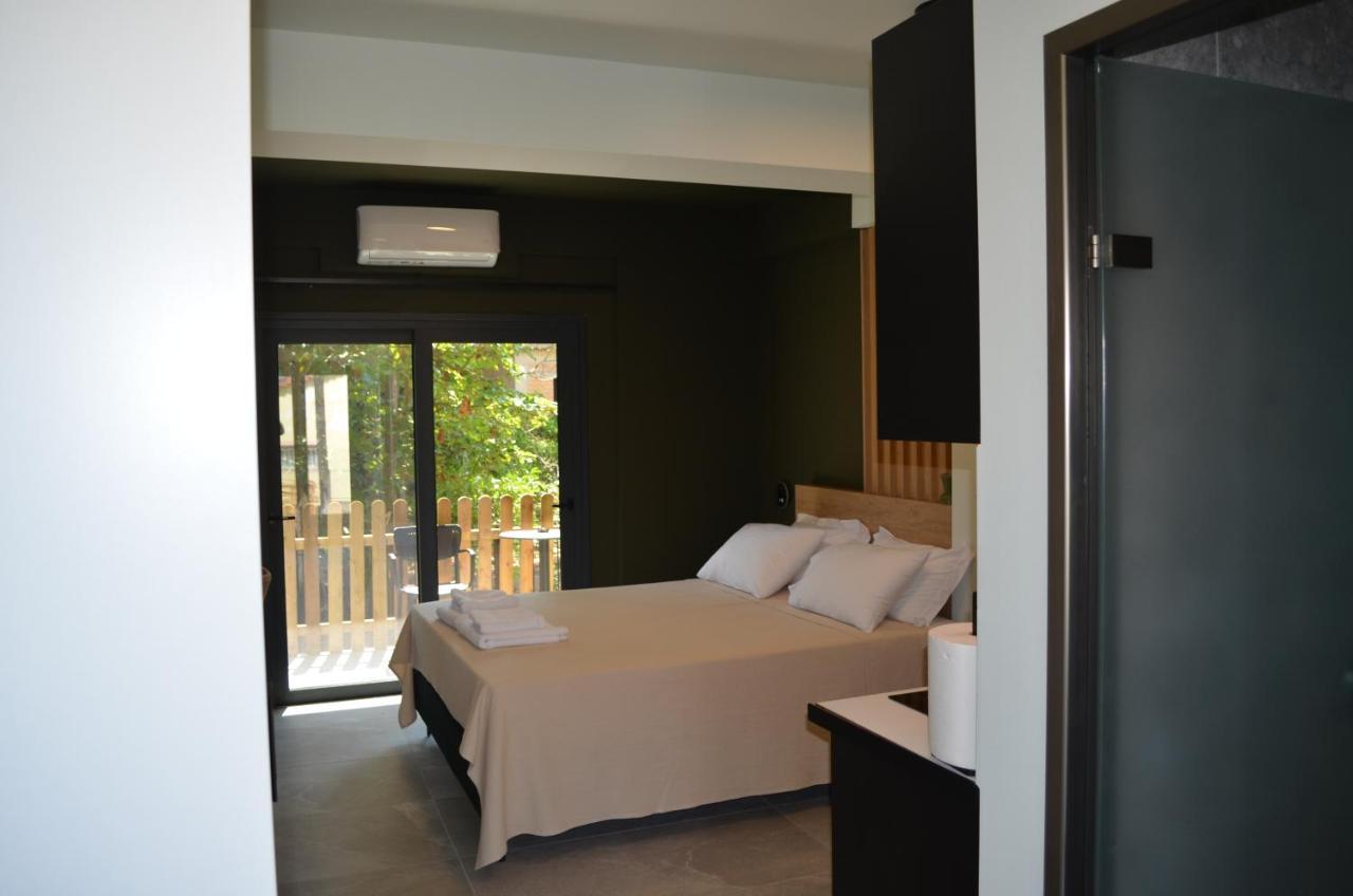 Rastoni Rqd 1 Apartman Arkúdi Kültér fotó